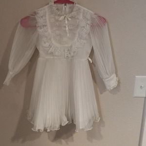 EUC vintage little girls dress  !